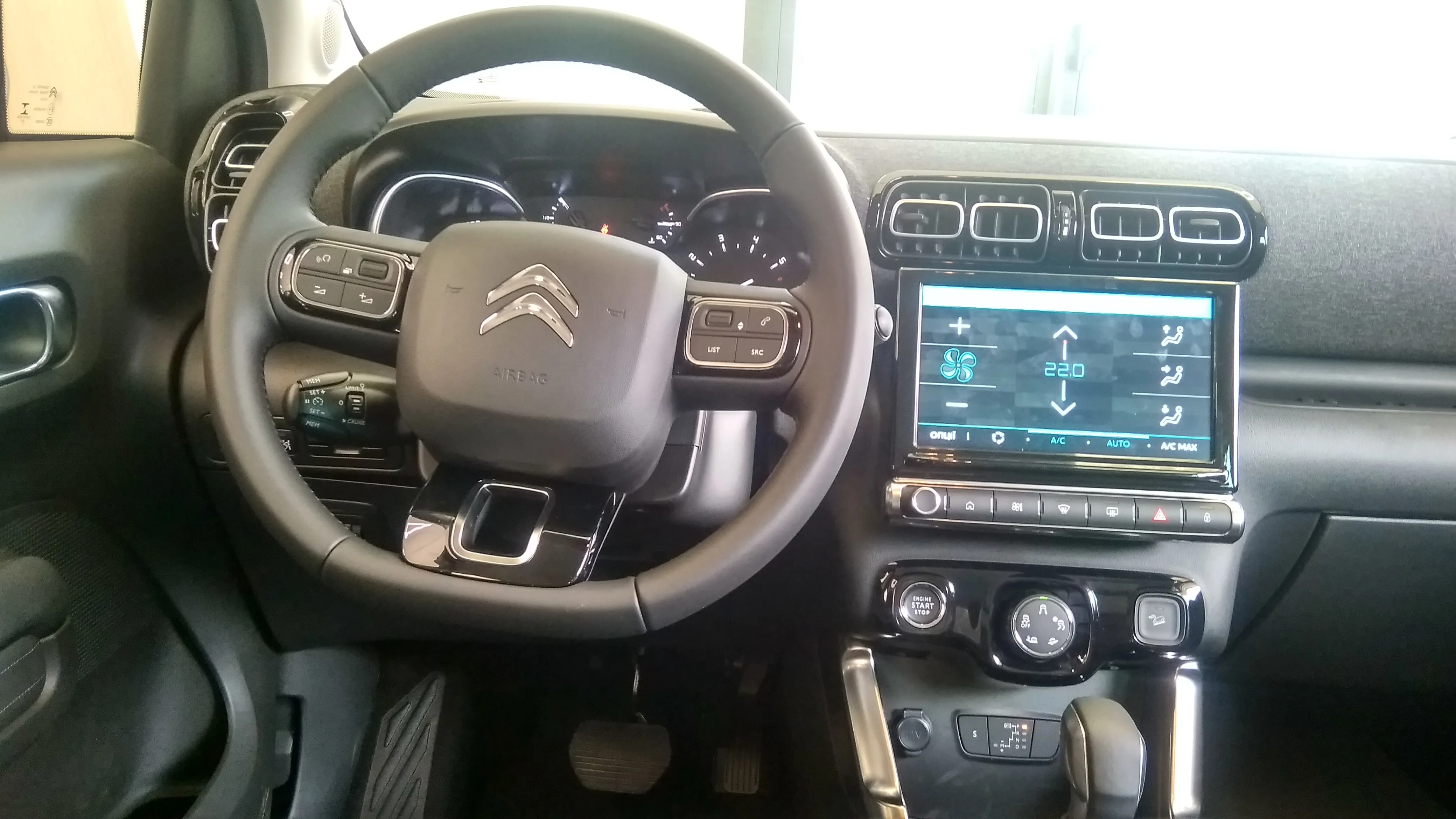 NEW С3 Aircross SHINE 1.2 PureTech Auto
